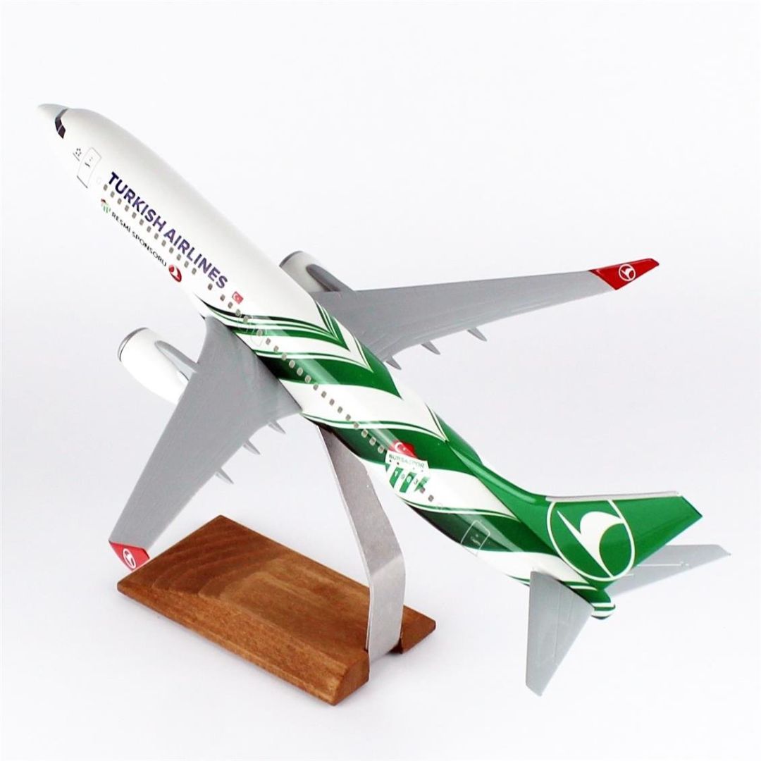1/100 Ölçek, THY Bursa Spor Logolu B737-800 Yolcu Uçağı, Sergilemeye Hazır Ahşap Standlı Model