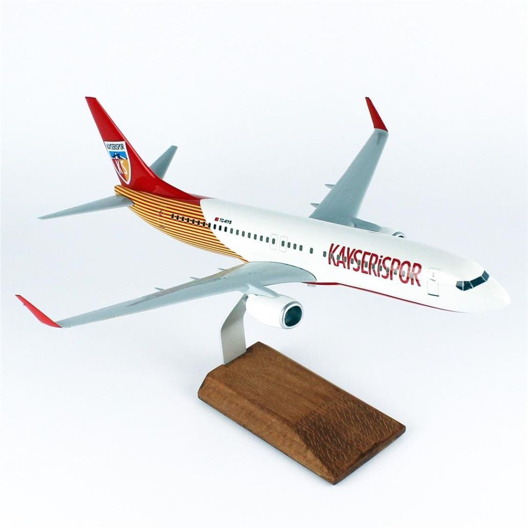 1/100 Ölçek, THY Kayseri Spor Logolu B737-800 Yolcu Uçağı, Sergilemeye Hazır Ahşap Standlı Model