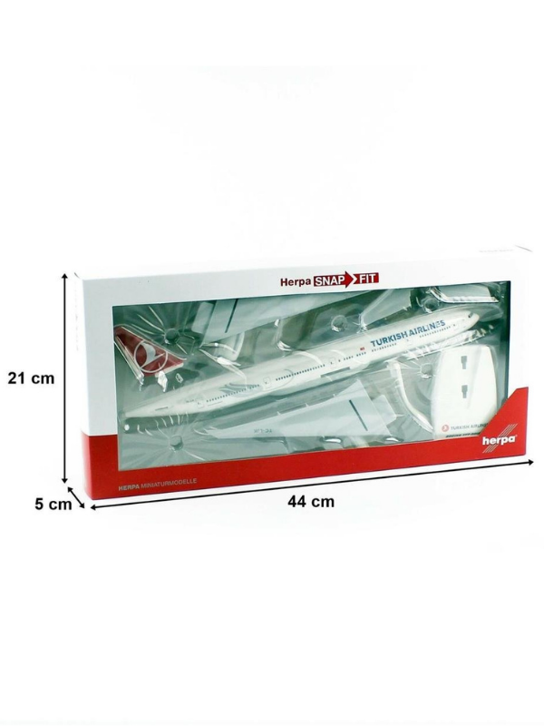 1/200 Ölçek, B777-300ER Turkish Airlines TC-Izmir, Sergilemeye Hazır Plastik Kaideli Model Yolcu Uçağı Herpa