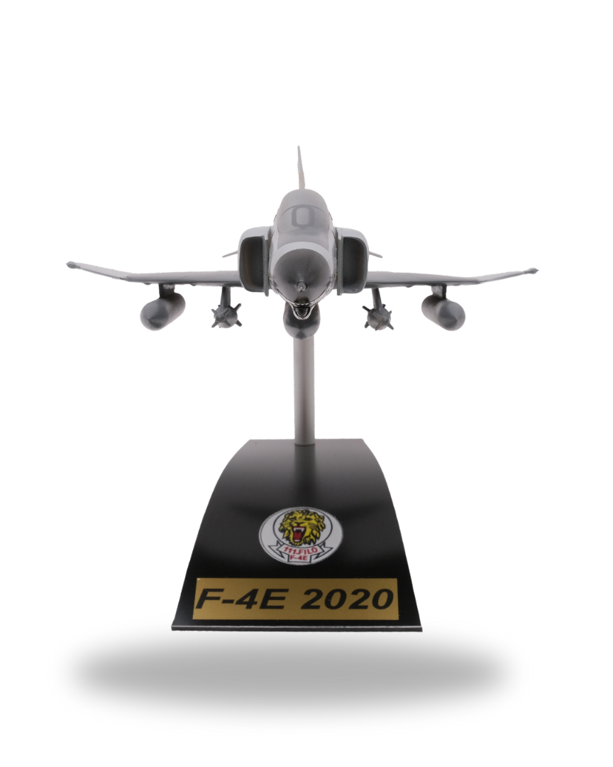 F-4E Phantom II 2020 – 1/48 Ölçek Model Uçak (Montajlı)