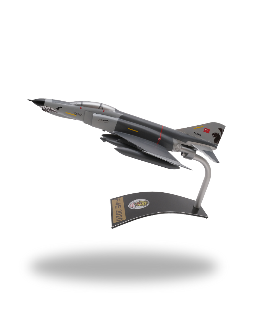 F-4E Phantom II 2020 – 1/48 Ölçek Model Uçak (Montajlı)