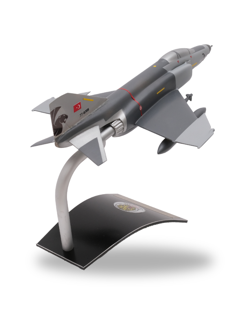 F-4E Phantom II 2020 – 1/48 Ölçek Model Uçak (Montajlı)
