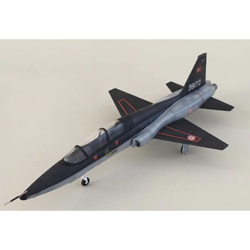 PM Model 205 1/72 Northrop T-38A Talon Eğitim Uçağı Demonte Plastik Maketi
