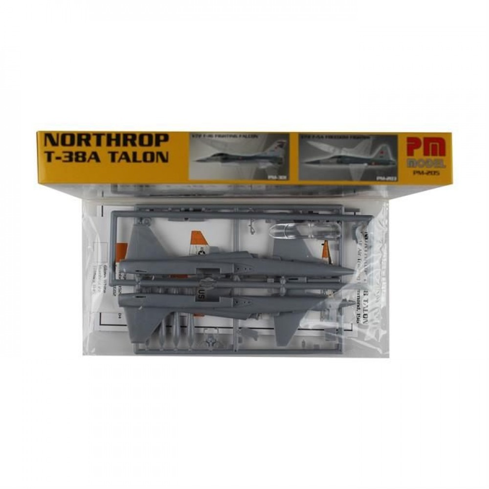 PM Model 205 1/72 Northrop T-38A Talon Eğitim Uçağı Demonte Plastik Maketi