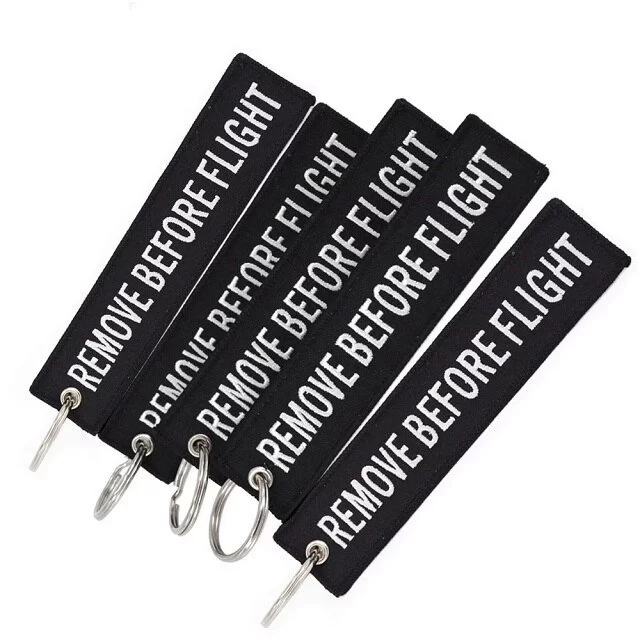 Siyah Remove Before Flight Bez Anahtarlık 