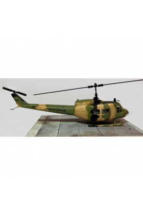 Türk Kara Kuvvetleri UH1 kamuflaj Boyalı Helikopter 1\72 Ölçek Model