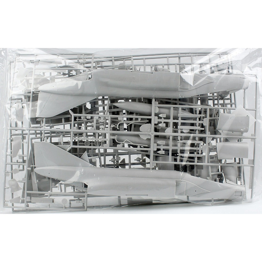 1/48 Ölçek, F-4E Phantom II, Terminatör, 50.Yıl Kutlaması, Plastik Model Kiti