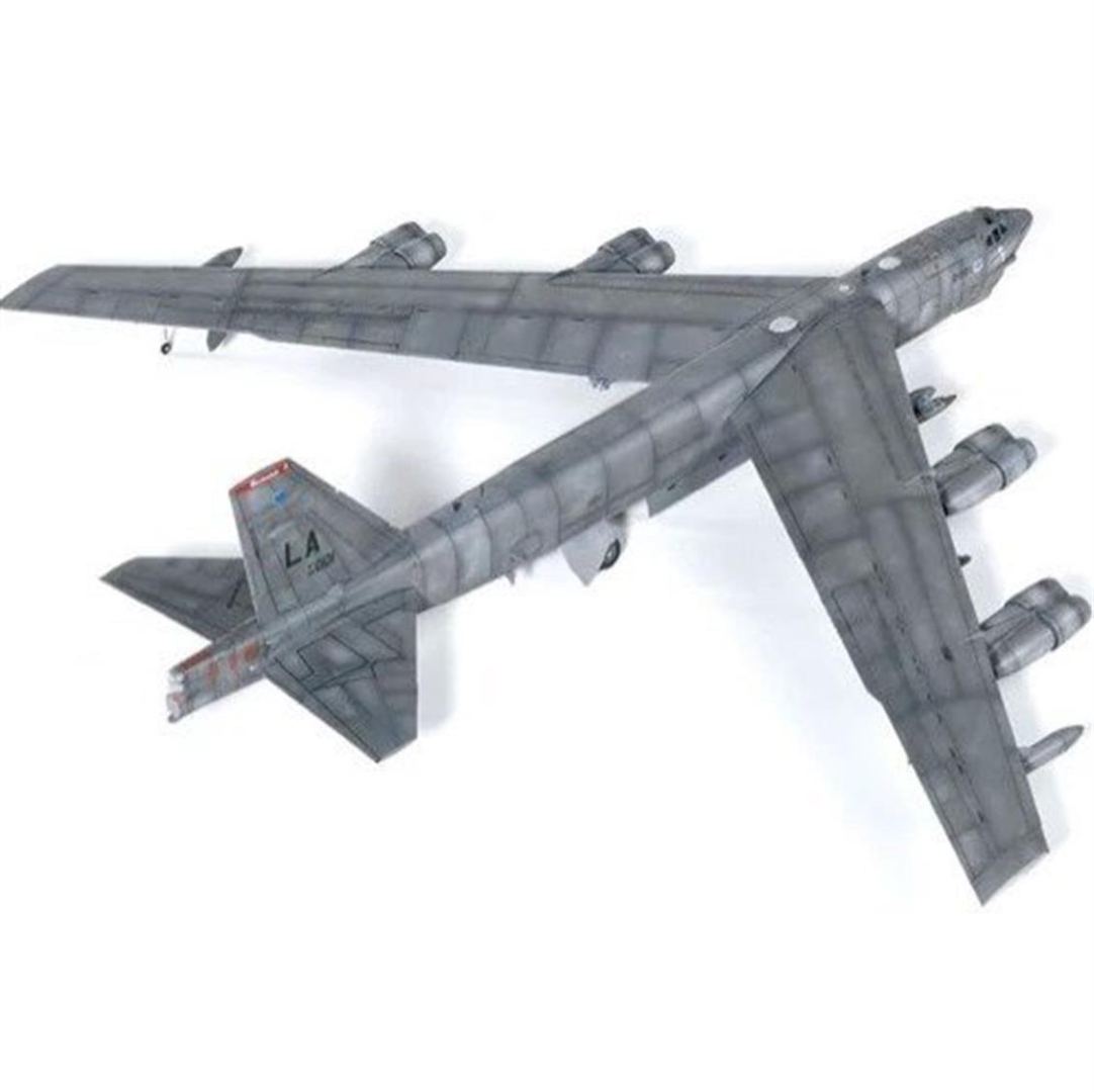 Academy 12622 1/144 Ölçek, USAF B-52H 20th BS (Buccaneers) Bombardıman Uçağı , Plastik Maketi