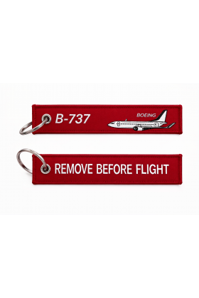 Boeing 737 Remove Before Flight Nakışlı Anahtarlık – Havacılık Temalı Kırmızı Tag 12x3 cm