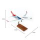 1/100 Ölçek, THY London Logolu B737-800 Yolcu Uçağı, Sergilemeye Hazır Ahşap Standlı Model